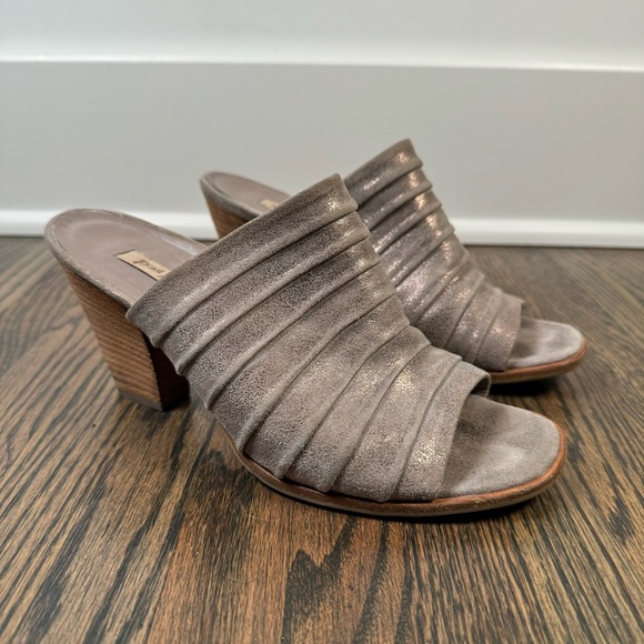 Paul Green silver metallic leather mule heels size 4.5 UK 7 US - Picture 1 of 9